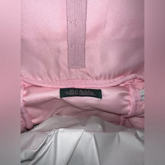 Wild Fable Quilted Floral Cosmetic Bag Zippered Train Case Rosebud Design 🥀🌹 - Picture 6 of 10